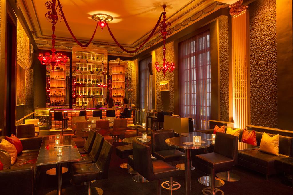 Pershing Hall 5* Parijs